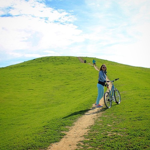 instabicycle: Via @californication_with_yana: Bicycle trip in Mountain View, CA #vsco #vscocam #vsc