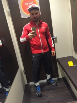 trainersandkits:  Selfie in changing room,