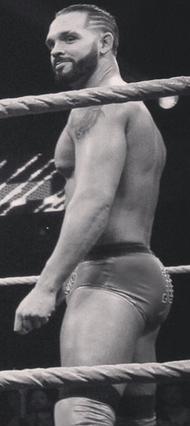 wweassets:  Tye Dillingerwow that curve