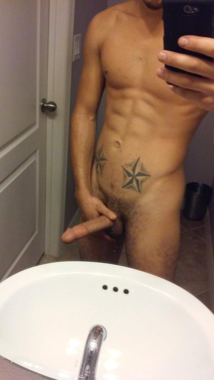 XXX dominicanblackboy:  A hot moment in the bathroom photo