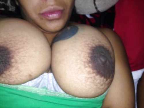 snoop110876:  Nice tits