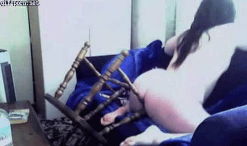 cowletdegradation:  Willing to do any degrading thing Daddy wants ❤️