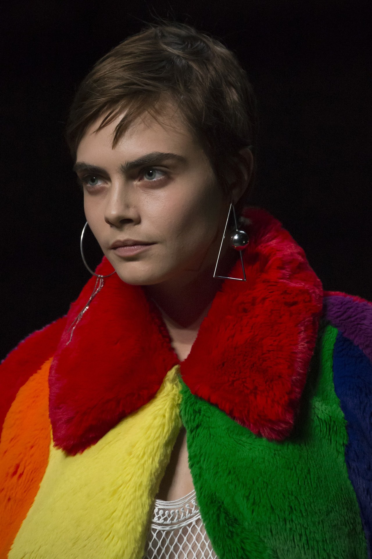 FASHION'S EQUIPOISE