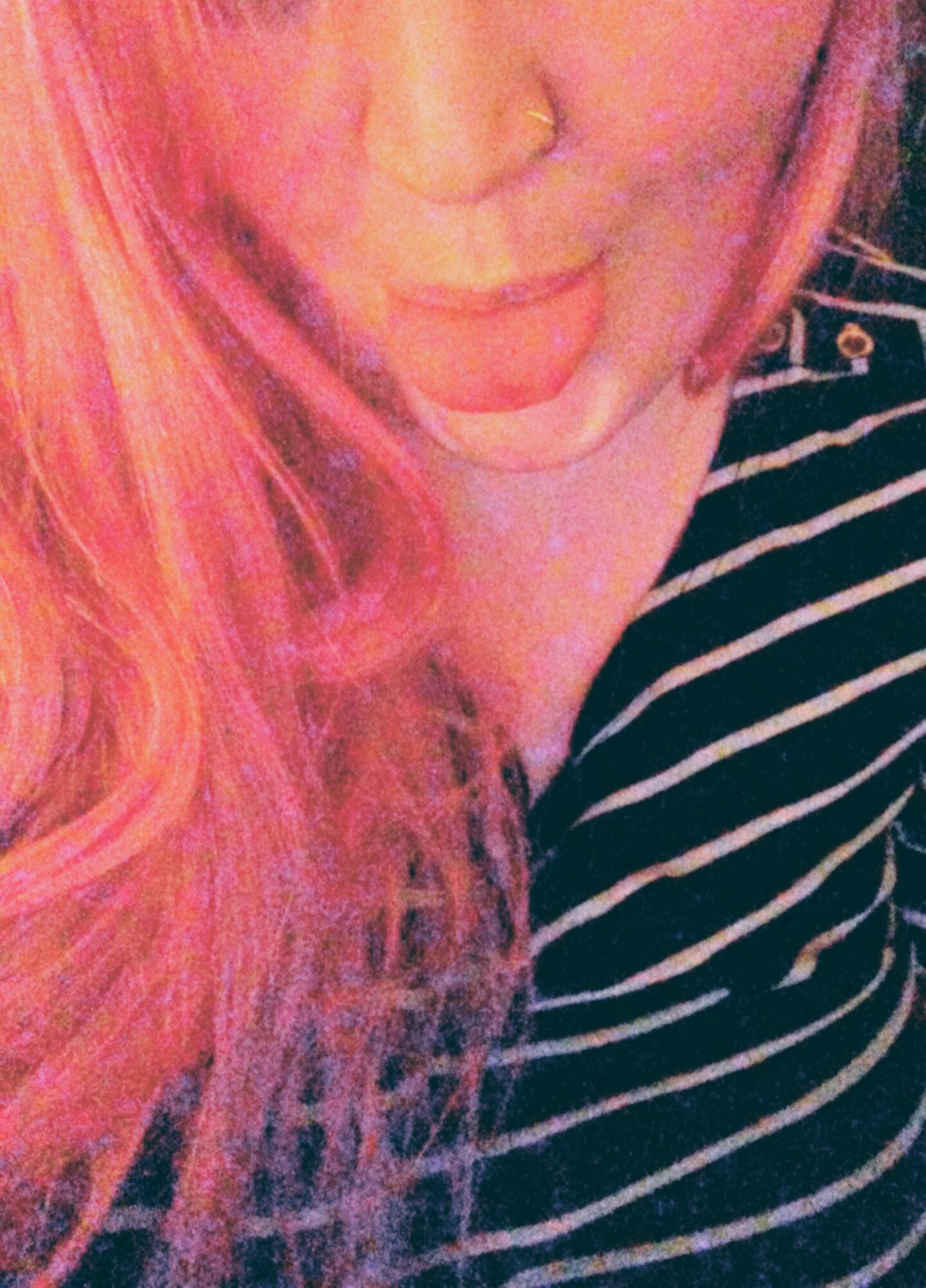 alice-is-wet:  excuse the blur, it’s just so full face!  Lovvvvvvving the pink