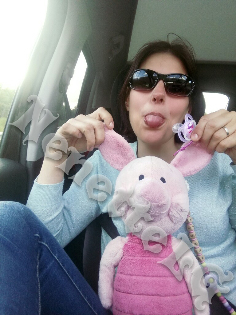 nenettelg:  A little girl Traveling on the Alsatian roads #ageplay #ddlg #abdl