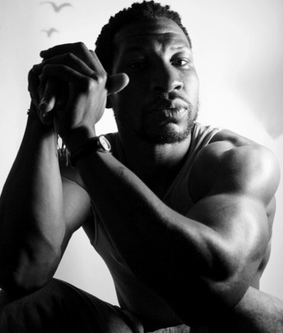 xemsays:xemsays:xemsays:xemsays:xemsays:the very sexy & talented new black actor…JONATHAN MAJORS 🎭 “The Last Black Man In San Francisco” 🎥 “LOVECRAFT COUNTRY” 📺 HBO.🍑 