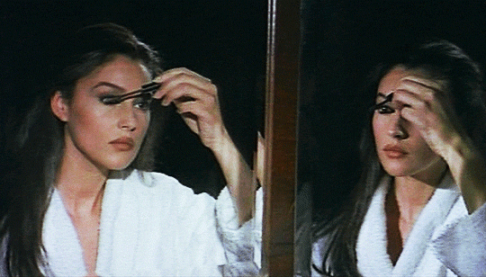 assyrianjalebi:Monica Bellucci in La Riffa (1991)