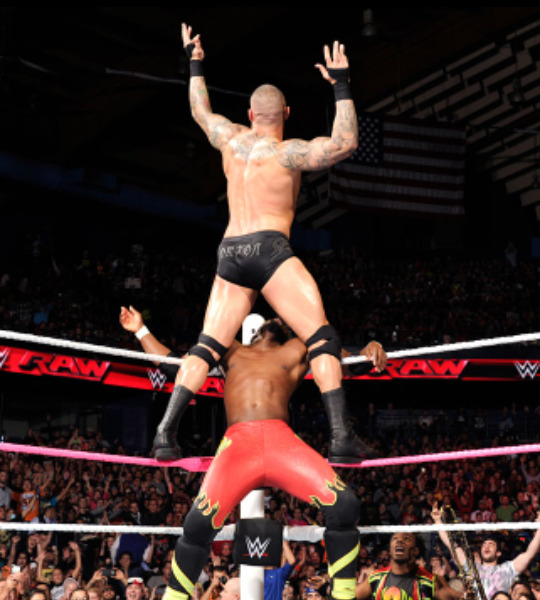 I&rsquo;d love to be Kofi Kingston here! Looking up at Randy while he does his