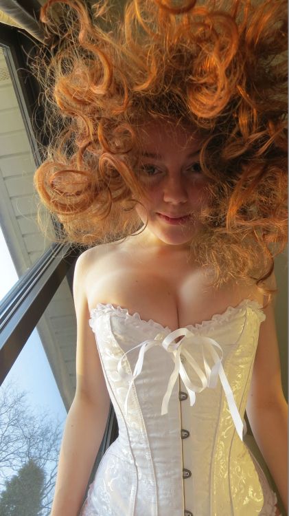 Porn Pics gingerpussfan:    Gingerpuss in her stunning