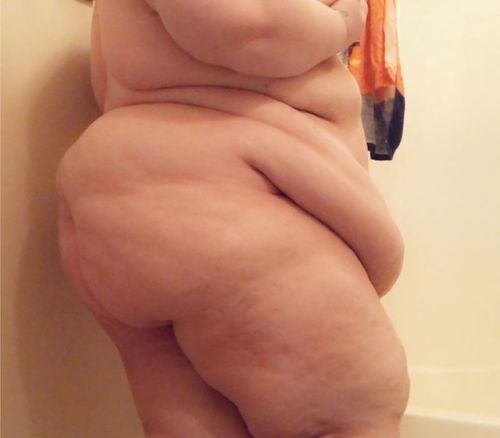 lovelyelizabeth29:  In a serious relationship with myself 💕 #mynumber1fan #confidenceisbeautiful #bodyofagoddess #natural #curvy #ssbbw #bbw #loveyourself https://www.instagram.com/p/Bx3ng5bAV8G/?igshid=gsoe0jqehn2f