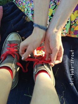 lil-baby-sprout:mommy (@thesassystick) ties my shoes for me, i’m too little 😛  do not remove my caption!