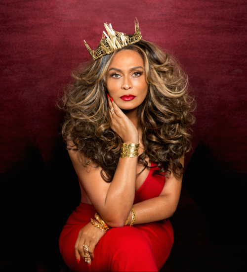 peachringsandshinythings:  weareblackroyalty:  Tina Knowles-Lawson | Ebony Magazine - July 2015 “#Sexy Forever” Issue  Yes Tina!