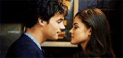 cutecouplesmakinglovegif:  making love