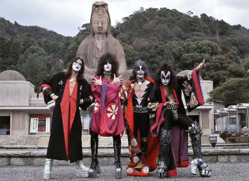 coolkidsofhistory: Kiss, Kyoto, Japan, 1977