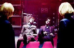 thatbluebox:  #[breaks into ur house at night] TEN AND ELEVEN  