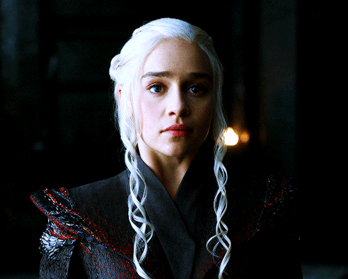 aaryastark:Daenerys Targaryen in Dragonstone (7.01)