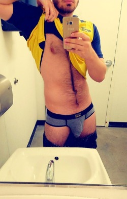 wolfysuxx:When I get bored at work, I get naked.