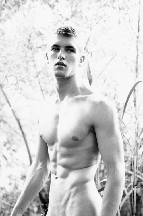 pontoised:  Male model Ruslan Solovyov 