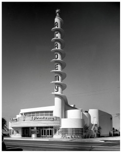 wehadfacesthen:  The Academy Theatre in Inglewood, California, Lee S Charles architect. Photo by Julius Shulman, 1941 