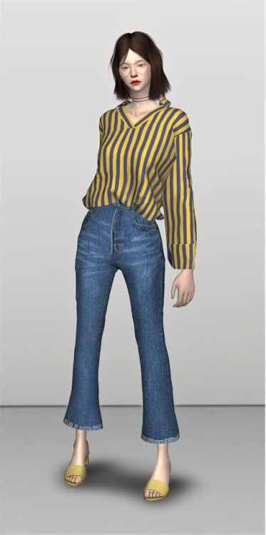 不高清胜似高清的上衣Top @spectacledchic-sims4Jeans @sims4-marigoldShoes @theslyd感谢所有CC作者♡