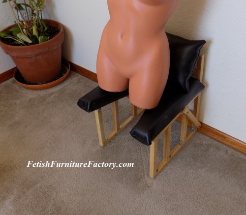 www.fetishfurniturefactory.com