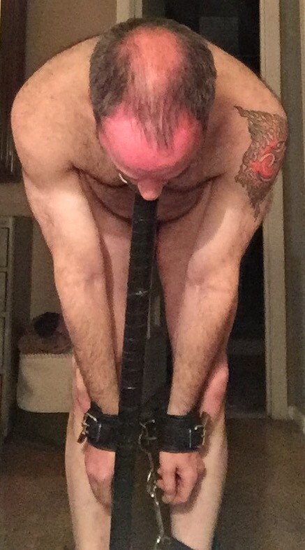 bdsmffhardpound:  Creative use of spreader bar to humiliate  a fag 