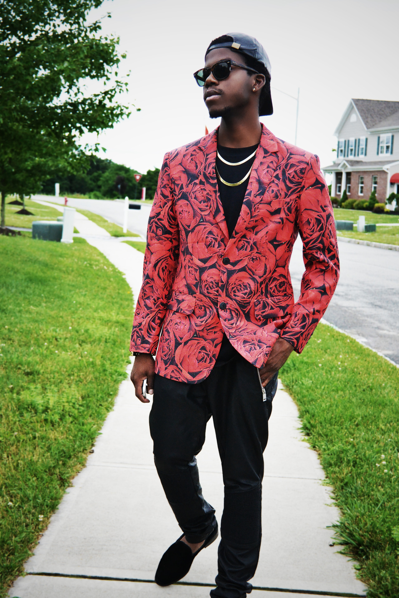 blackfashion:  Courtney, 20, NYC Submitted by: ManhattanToParis.tumblr.com Suit: