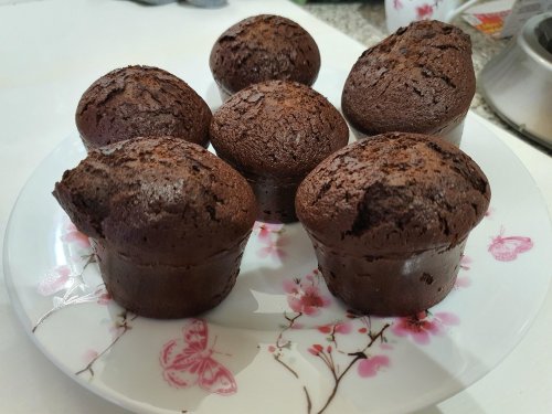  Baked a few jumbo chocolate muffins with a soft centre made with biscoff spread. Since I only made 