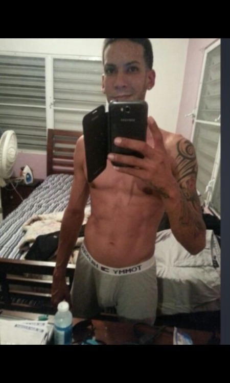 toppuertorrican: webonespuertorican: webonespuertorican.tumblr.com Kik: Webones Menú del dia 
