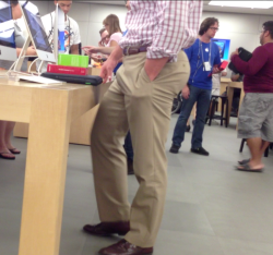 southerncrotch:  menzmen:  Apple Store ass.  Revisiting some old favorites. We’ll see how many we can get through before the impending demise of my blog. Enjoy!