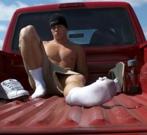 iluv2freeball: http://Iluv2freeball.tumblr.com THANKS, OVER 31,000 FOLLOWERS!!  