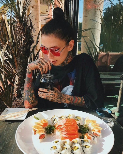 fludogenerator:instagram:valentinabelleza