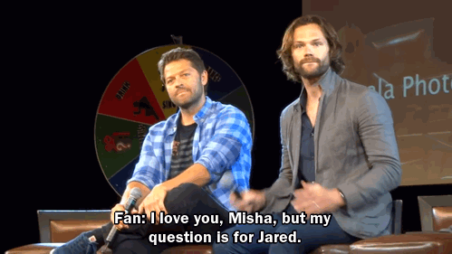 lucifer-is-a-fallen-angel:  thegreyruin:  idjitlovespie: Misha and Jared - JibCon 2018 [x] MAN-CHILD