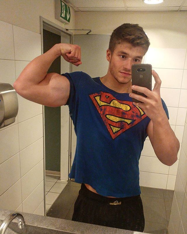 fitstud:
“Strong enough?
”