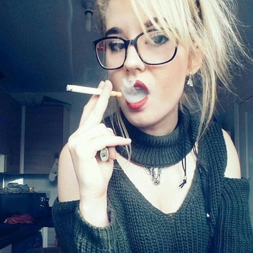 Sex SmokingLipstick pictures