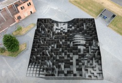 Labyrinth | Gijs Van Vaerenbergh | Via
A kilometer of steel corridors were constructed to form a mechanical-looking maze at a former coal mine in the industrial city of Genk in Belgium. Titled ‘The Labyrinth’, the installation was created to be a...