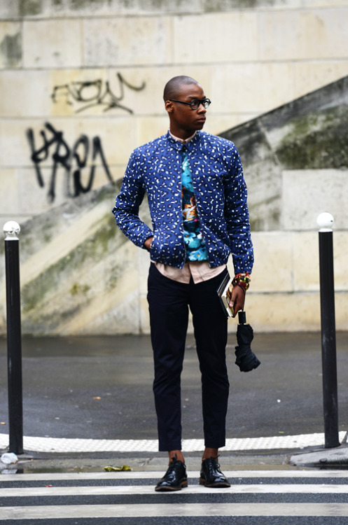 mrburberry-fox:  Street wear.