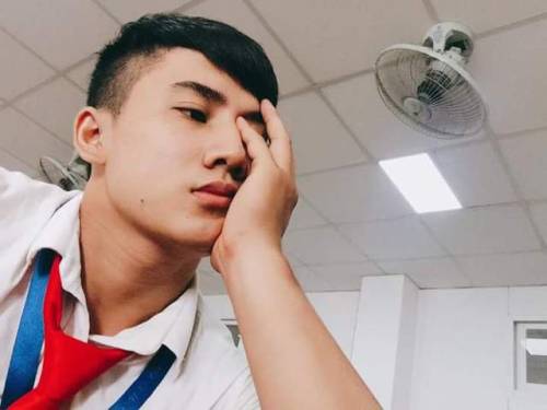 tonyboyvn: blackcloud2605: keyvietnam: vietnamesegay: Đẹp trai vãi luôn. Học sinh cấp 3
