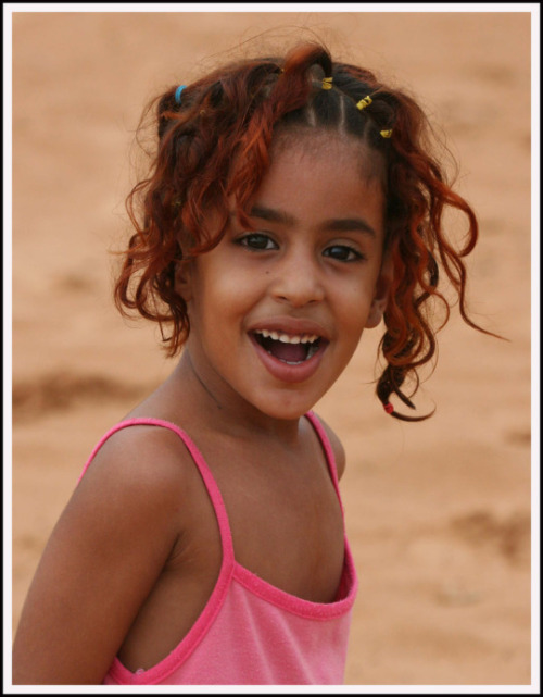 missauset:  beautiesofafrique:  Mauritania || Northwest Africa || ©  Ferdinand Reus  Fam