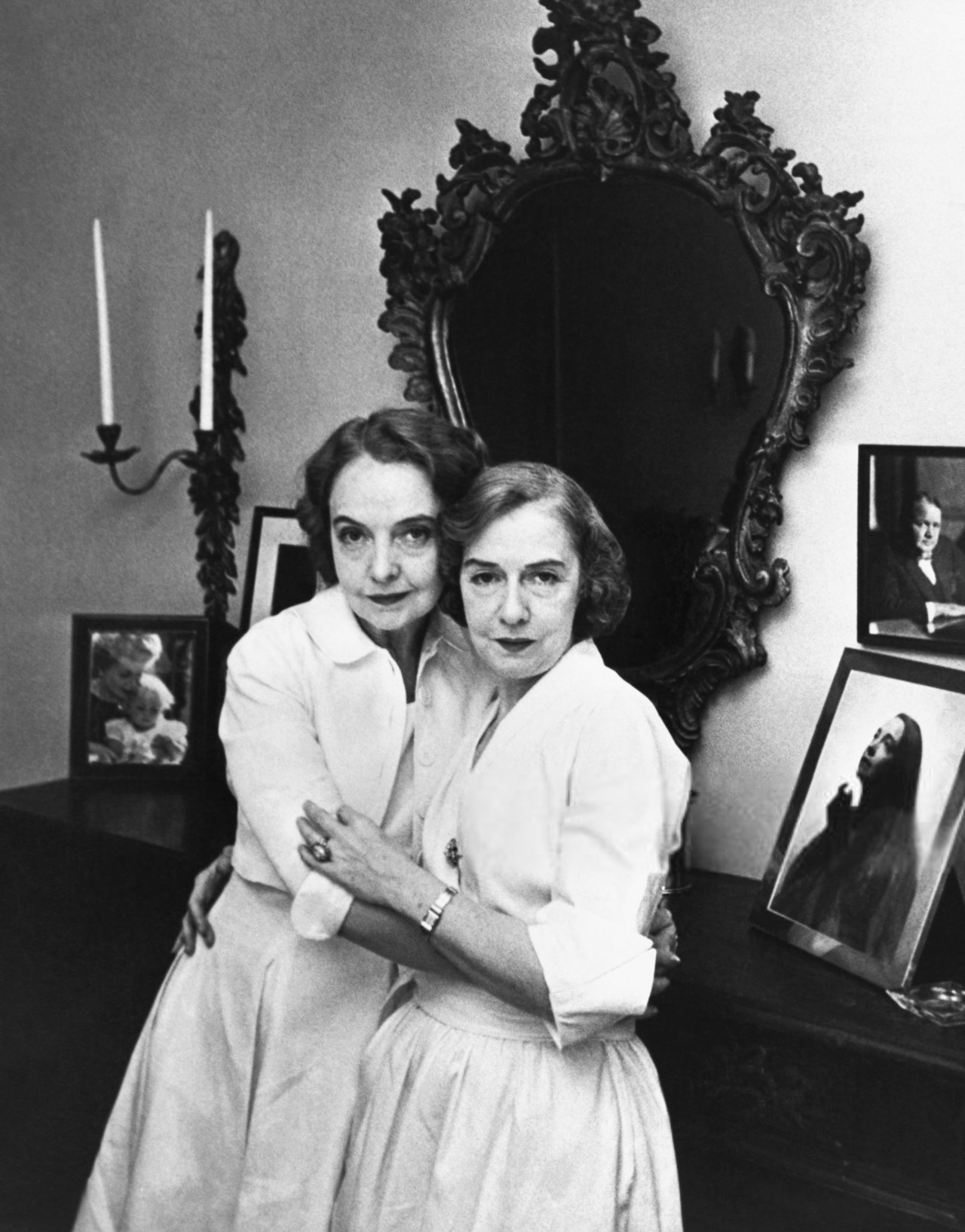 Lillian Gish - A Century of Dreams — Dorothy and Lillian Gish - August
