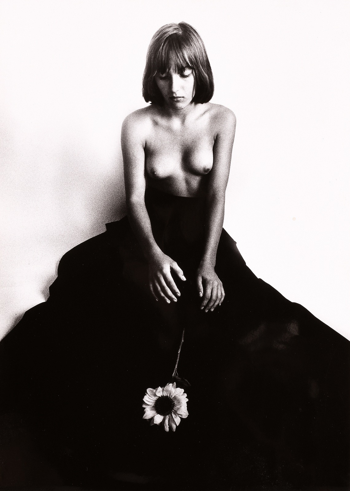 gacougnol:Frantisek Dostal Girl with Sunflower 1976