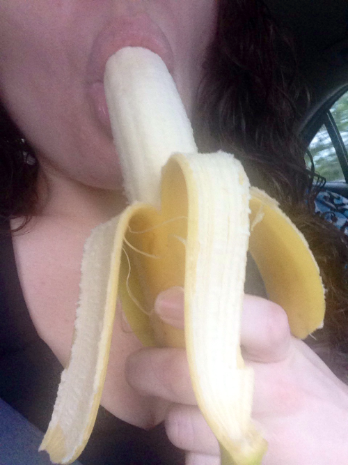 jellybeanphalange: Horny banana fun on the way to work this morning!