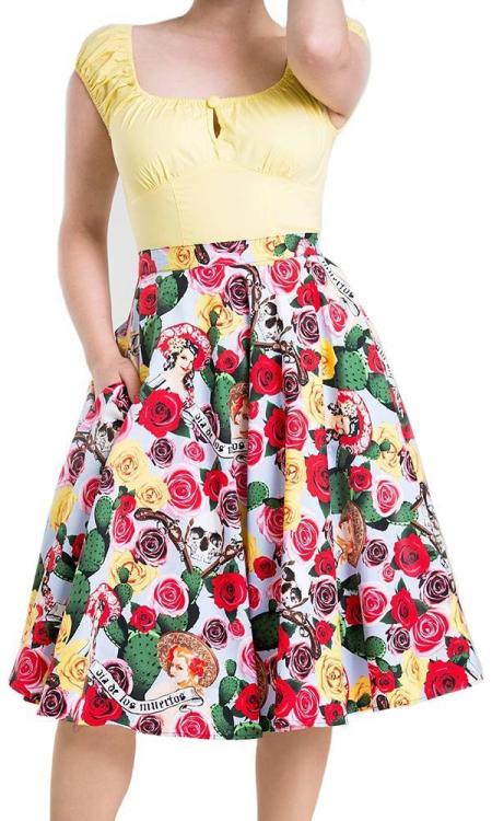 🖤👯🐰🐇❤️❤️@hellbunnyclothing​ wow this is the perfect summer skirt!☀️☀️☀️ Get the Mexico 50′s Skirt here
