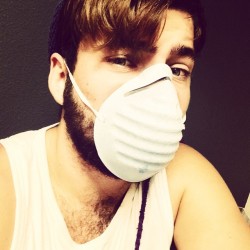 idoartandshit:  Ready to join banskys army. All I need now is some graffiti skills and energy. #atthedoctors #symptomsincludedying #andwearingatackyfacemask #dead #apocolypseiscoming #thesetagsarefuckingamazing