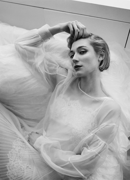 bwbeautyqueens: Elizabeth Debicki photographed by Charlotte Hadden for ES Magazine (February 2018)