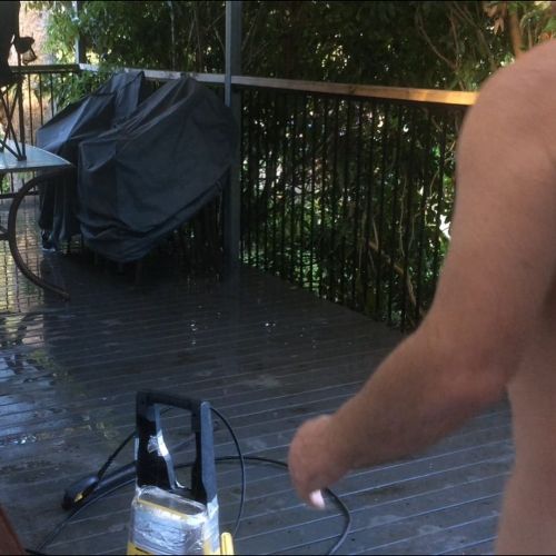 The ONLY way to pressure wash your deck! #naked #washdeck #pressurewashing #naturist #summer #bluemo