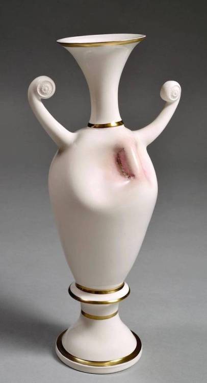 lesstalkmoreillustration:Laurent Craste(via These porcelains by Laurent Craste are subjected to all 