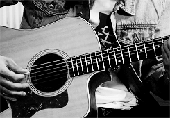 vicfuenttes-blog:  Hold On Till May acoustic ft. Jenna McDougall - [x] 