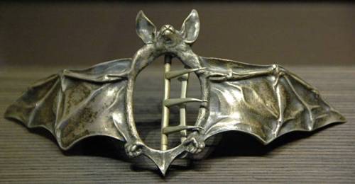 blondebrainpower:  Belt Buckle in the Form of a Bat. Designed by Ferdinand Erhart, Model created in 1908. Cast silver, carved and oxidized. Collection Musée d'Orsay, Paris