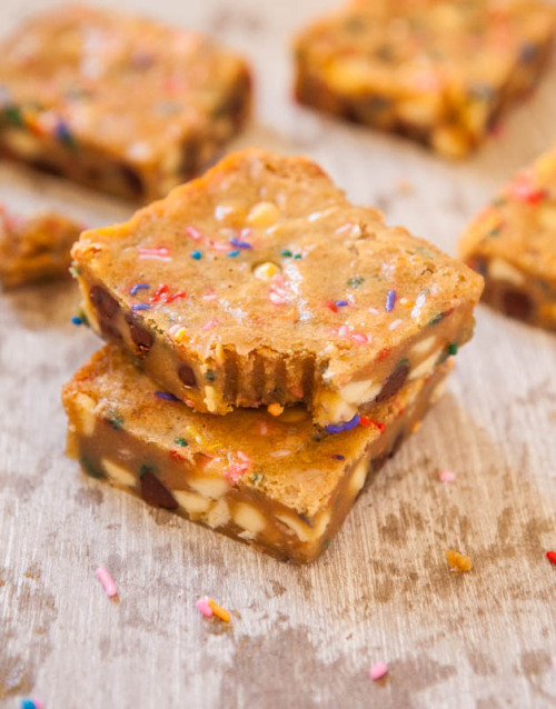 do-not-touch-my-food: Funfetti Cake Batter Blondies